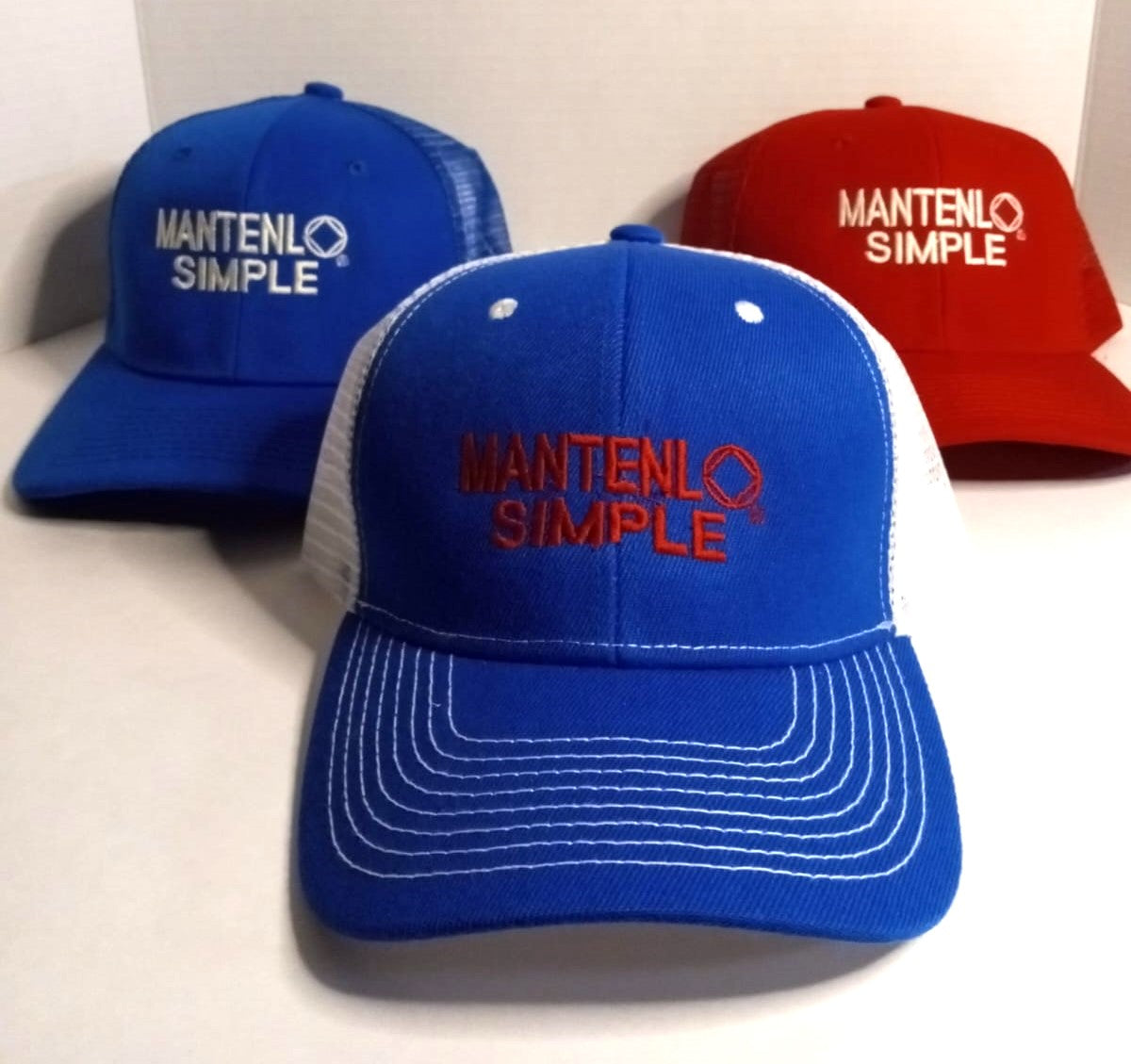 "MANTENLO SIMPLE" Caps